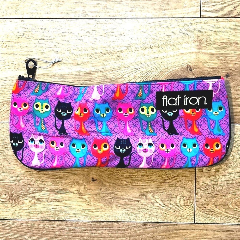 HAIR IRON PROTECTION CASE - Rainbow Kitty Cats